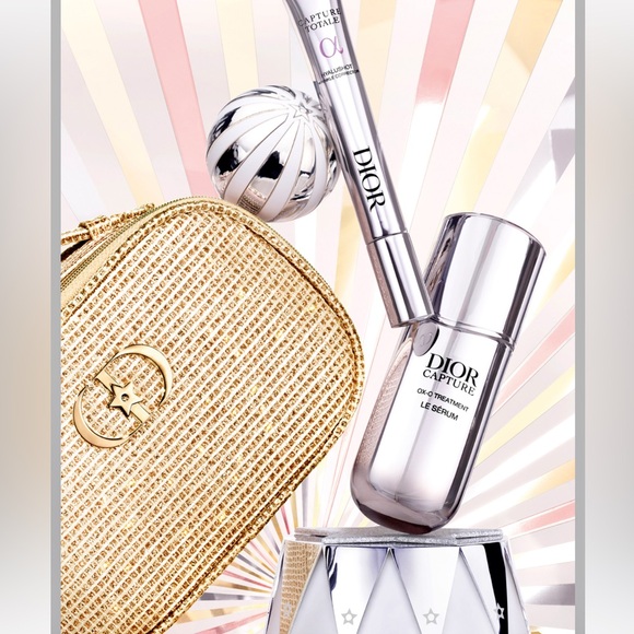 Dior Limited Edition Gold and Tan Cosmetic Bag✨💄 - Picture 3 of 6